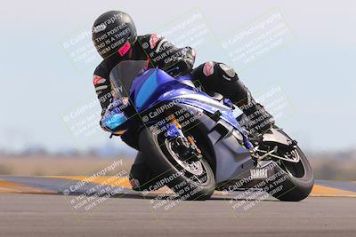 media/Nov-05-2022-SoCal Trackdays (Sat) [[f8d9b725ab]]/Turn 9 (110pm)/